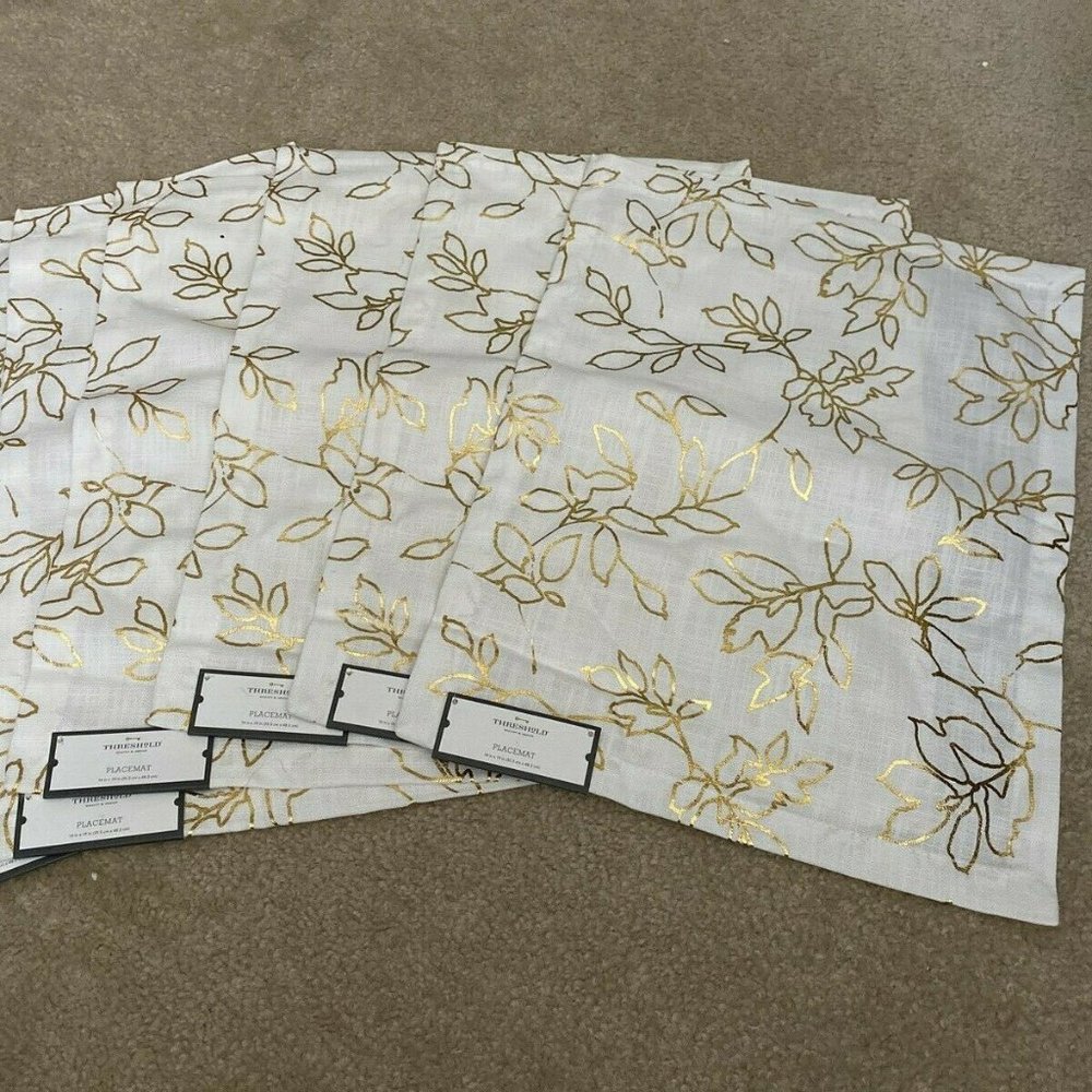 Set Of 4 Placemats Gold Tone Leaves